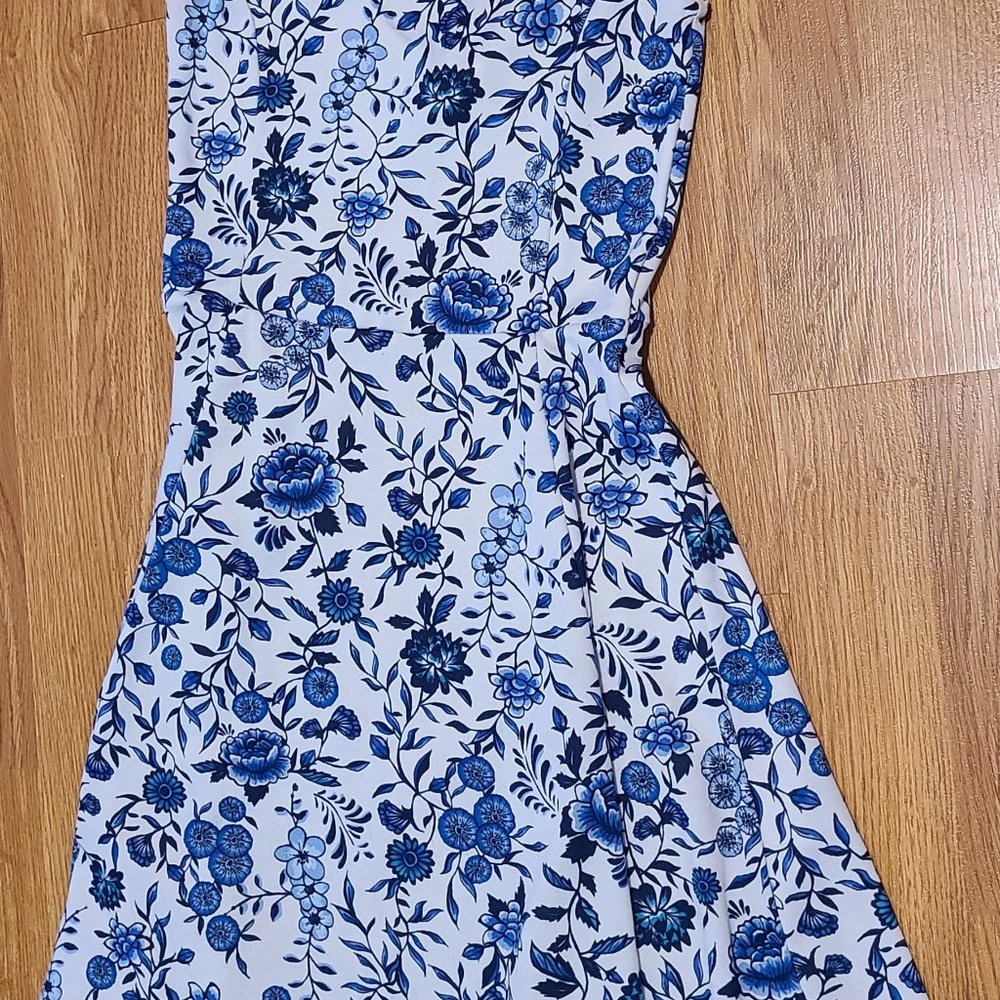 Divided by H&M White and Blue Floral Dress